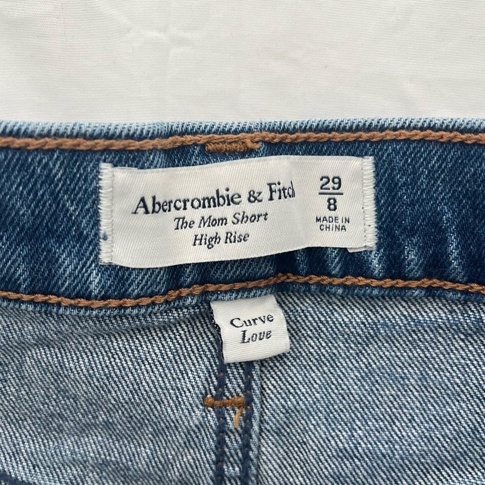 Abercrombie & Fitch High Rise Mom Short - Curve Love - Picture 3 of 3